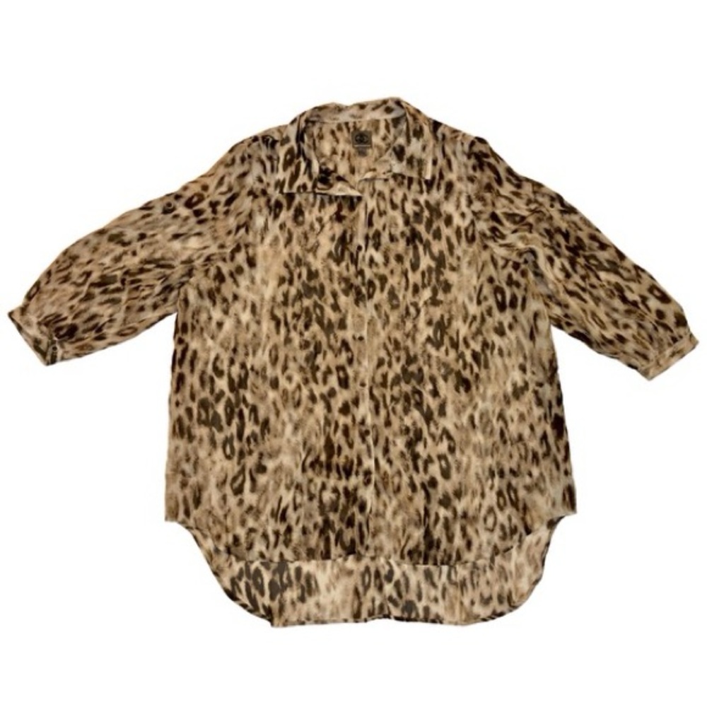 QUEEN COLLECTION Women’s sheer button front animal print blouse SIZE M